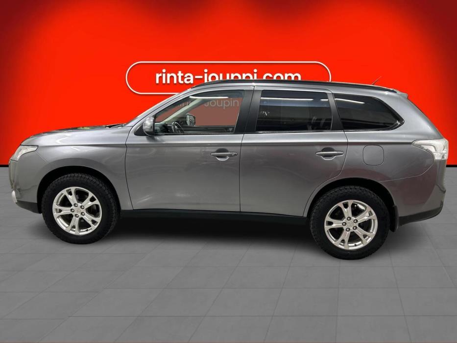 MITSUBISHI Outlander 2012