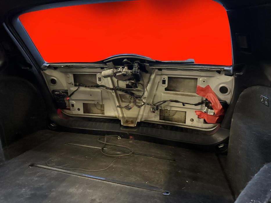 BMW 330 2004
