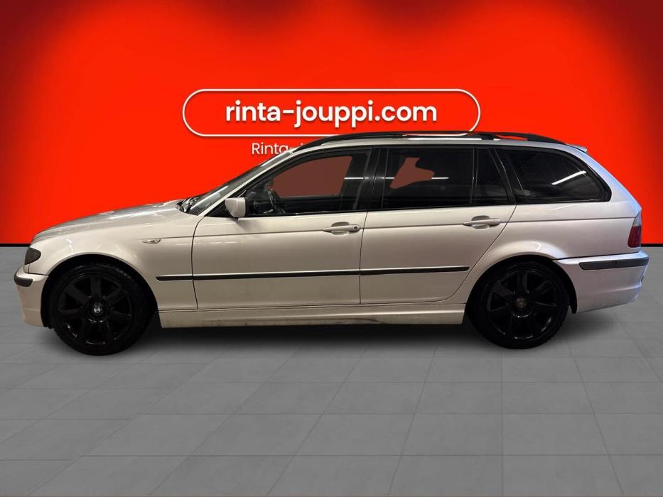 BMW 330 2004