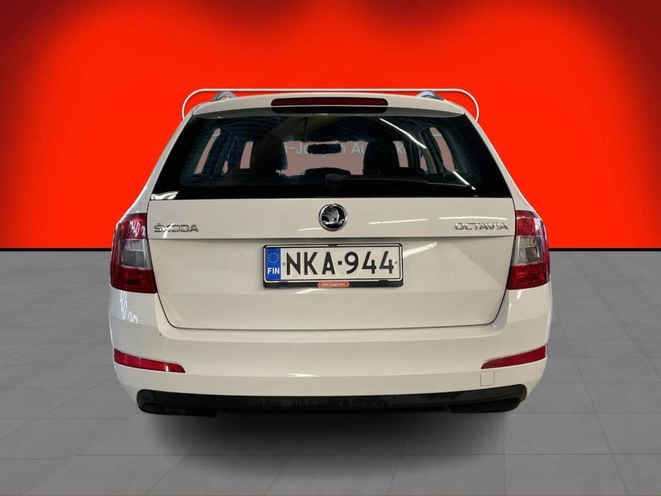 SKODA OCTAVIA 2016
