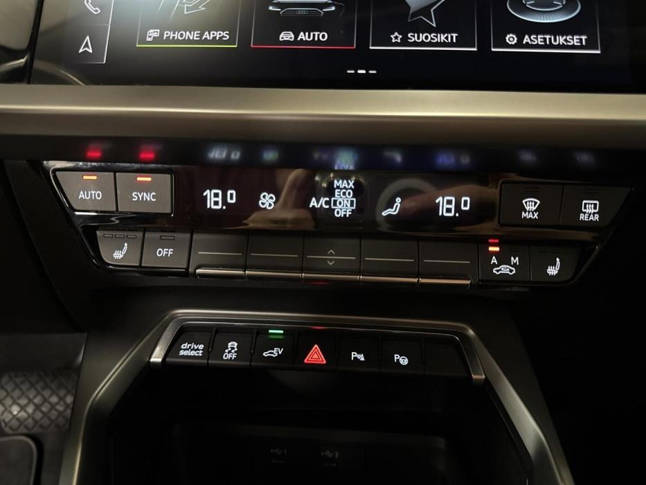 AUDI A3 2023