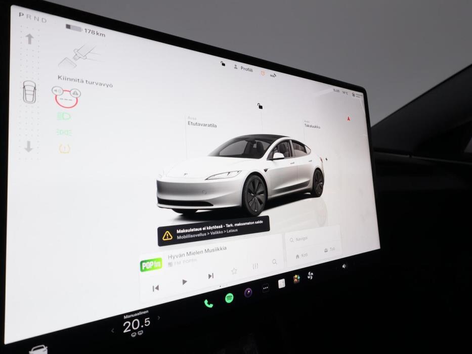TESLA MODEL 3 2024