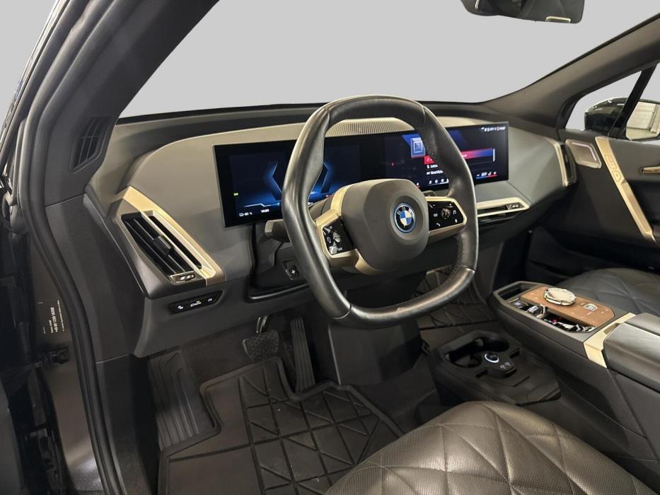 BMW IX M60 2023