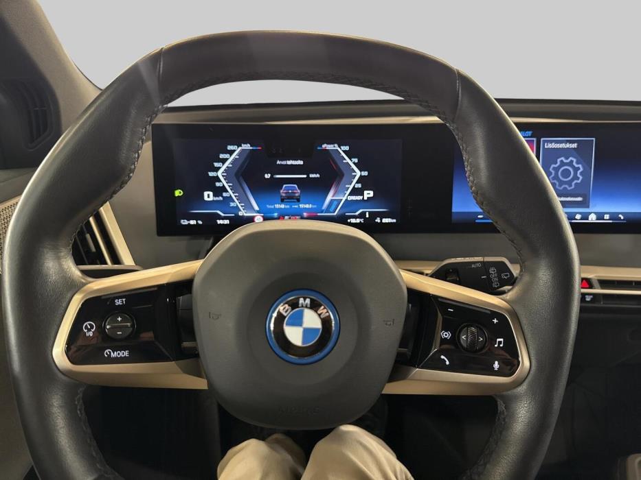 BMW IX M60 2023