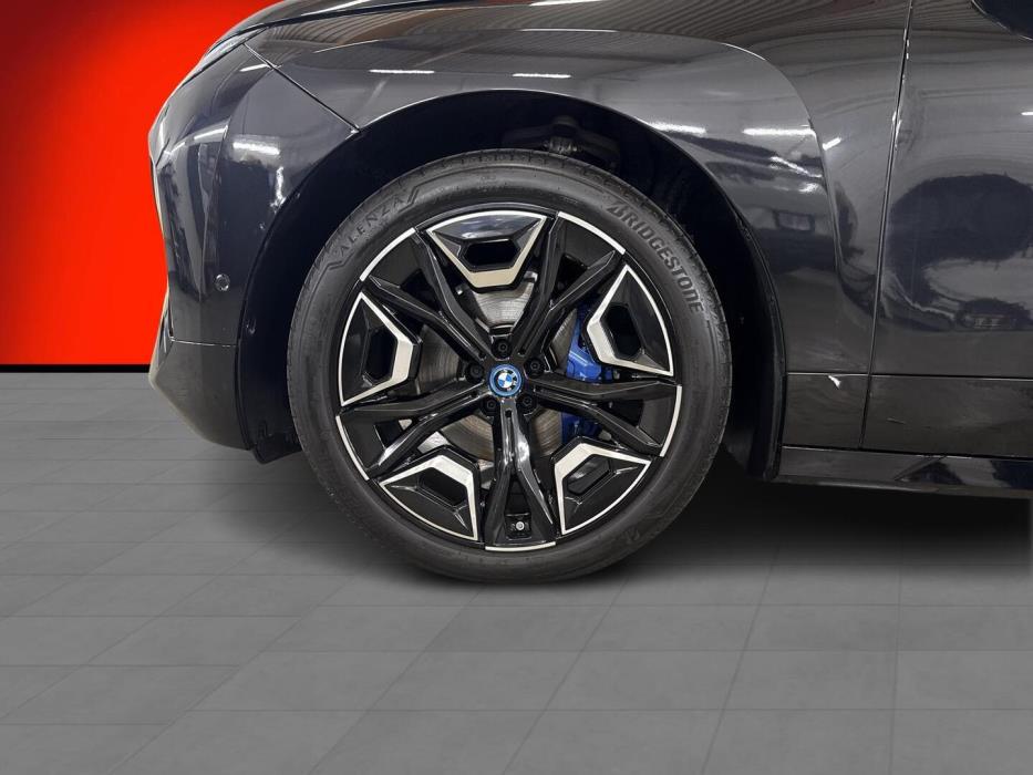 BMW IX M60 2023