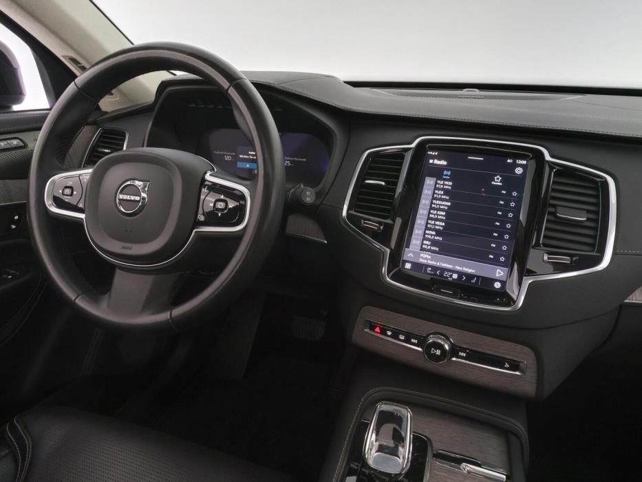 VOLVO XC90 2023