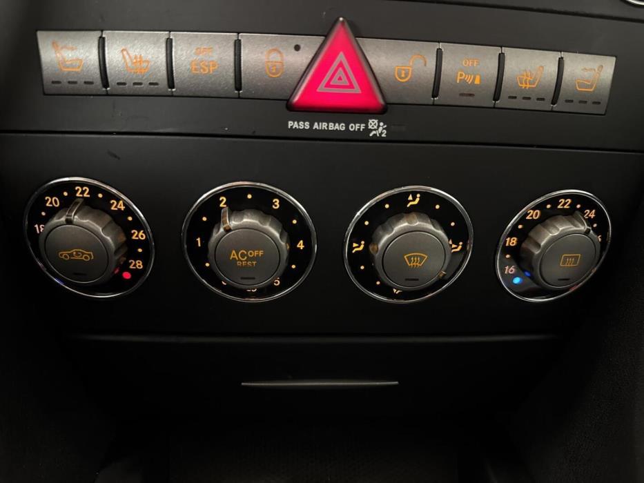 MERCEDES-BENZ SLK 2004