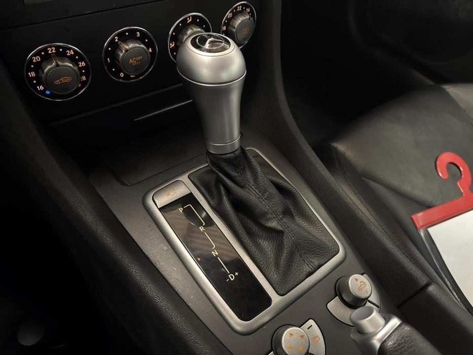 MERCEDES-BENZ SLK 2004