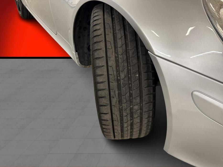 MERCEDES-BENZ SLK 2004