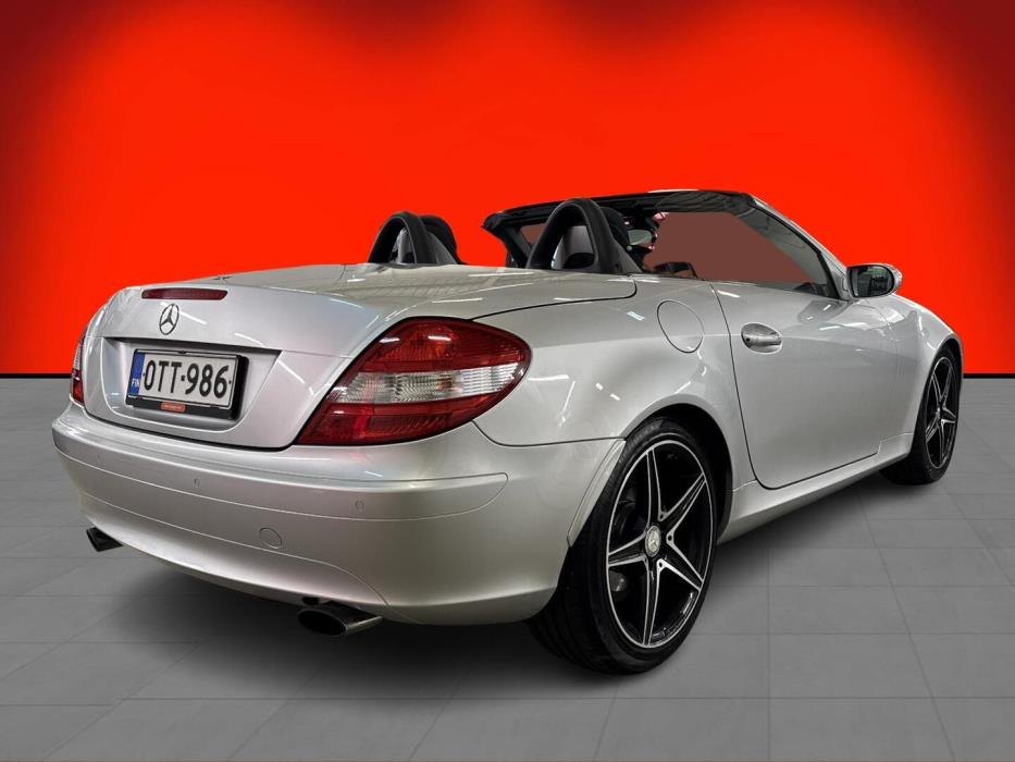 MERCEDES-BENZ SLK 2004