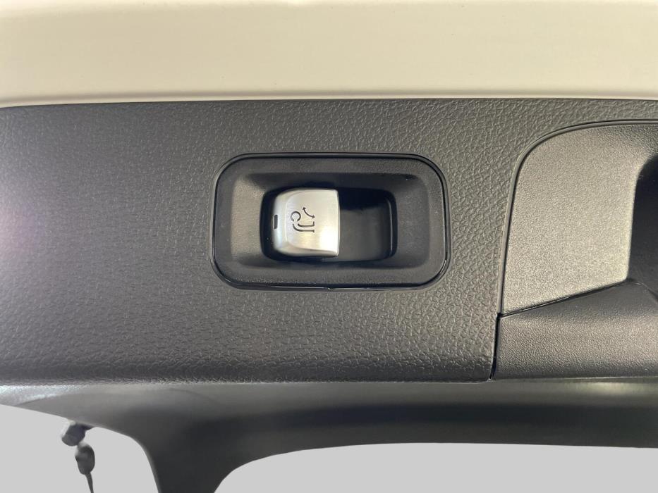 MERCEDES-BENZ GLC 2016