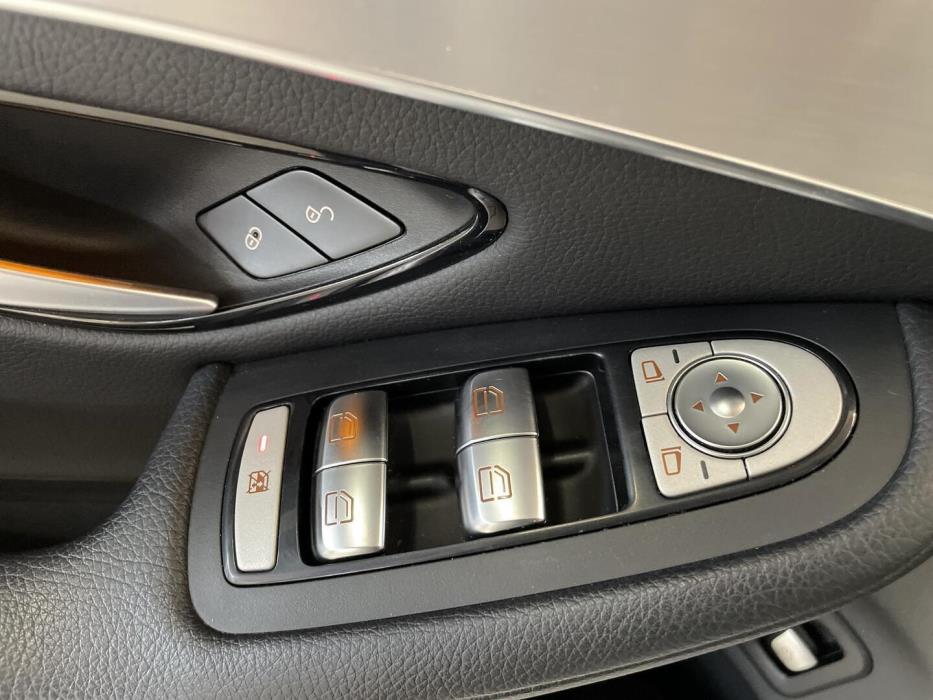 MERCEDES-BENZ GLC 2016