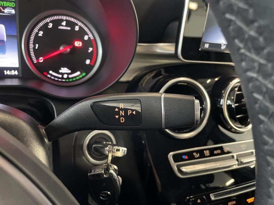 MERCEDES-BENZ GLC 2016