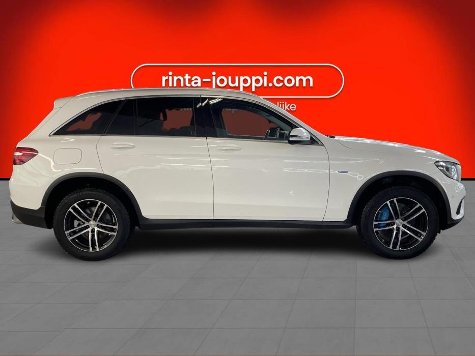 MERCEDES-BENZ GLC 2016