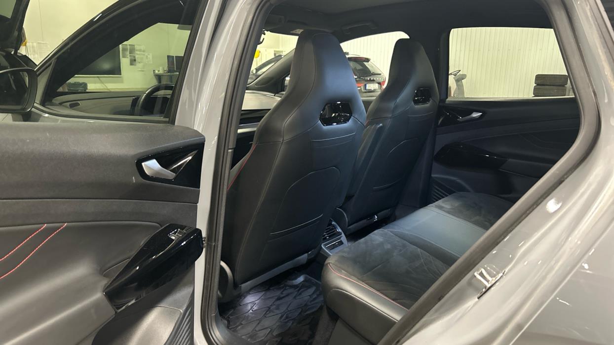 VOLKSWAGEN ID.5 2023