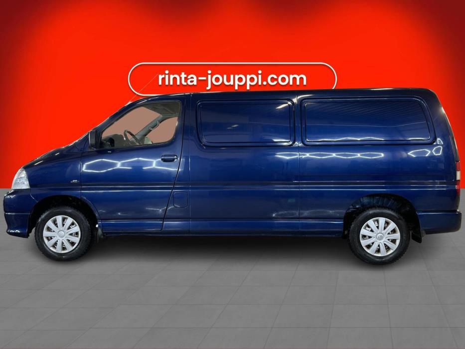 TOYOTA Hiace 2010