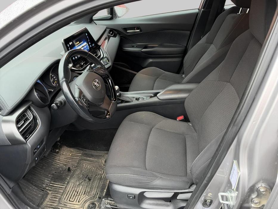 TOYOTA C-HR 2018