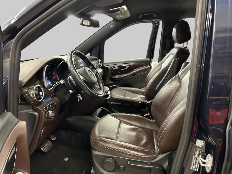 MERCEDES-BENZ V 2015