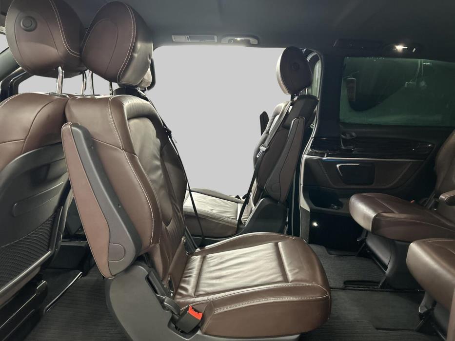 MERCEDES-BENZ V 2015