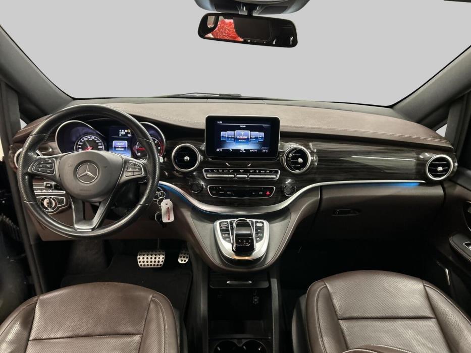 MERCEDES-BENZ V 2015