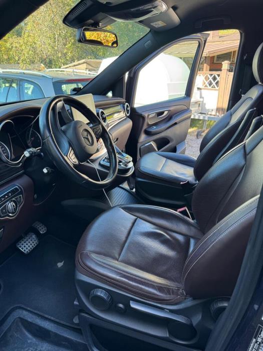 MERCEDES-BENZ V 2015