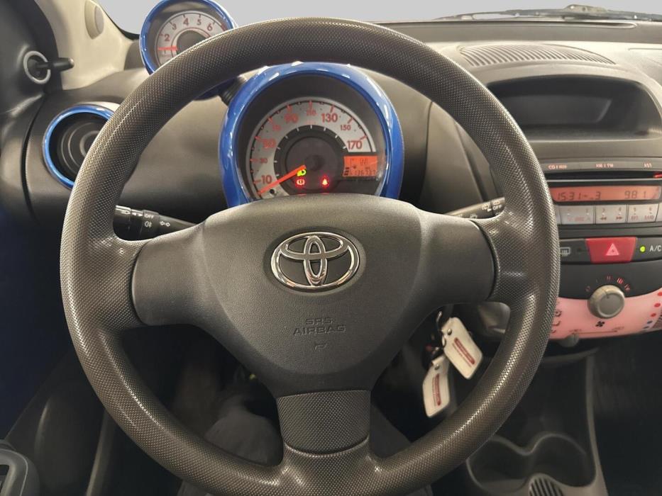 TOYOTA AYGO 2010