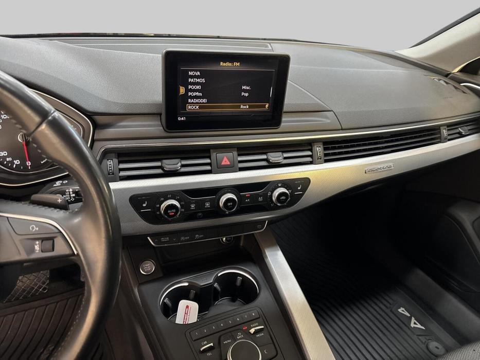AUDI A4 2017