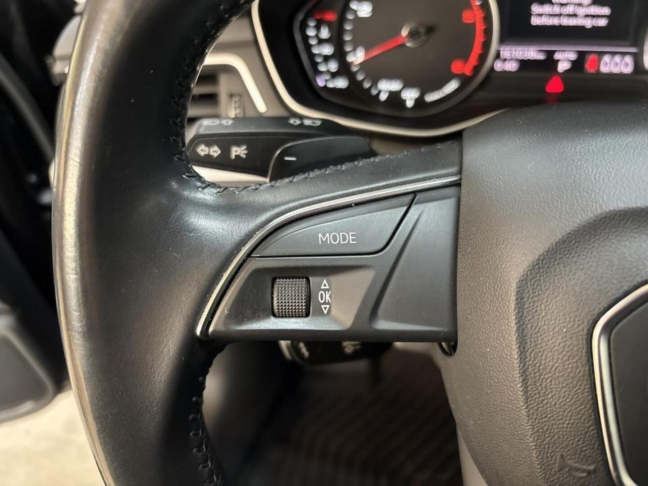 AUDI A4 2017