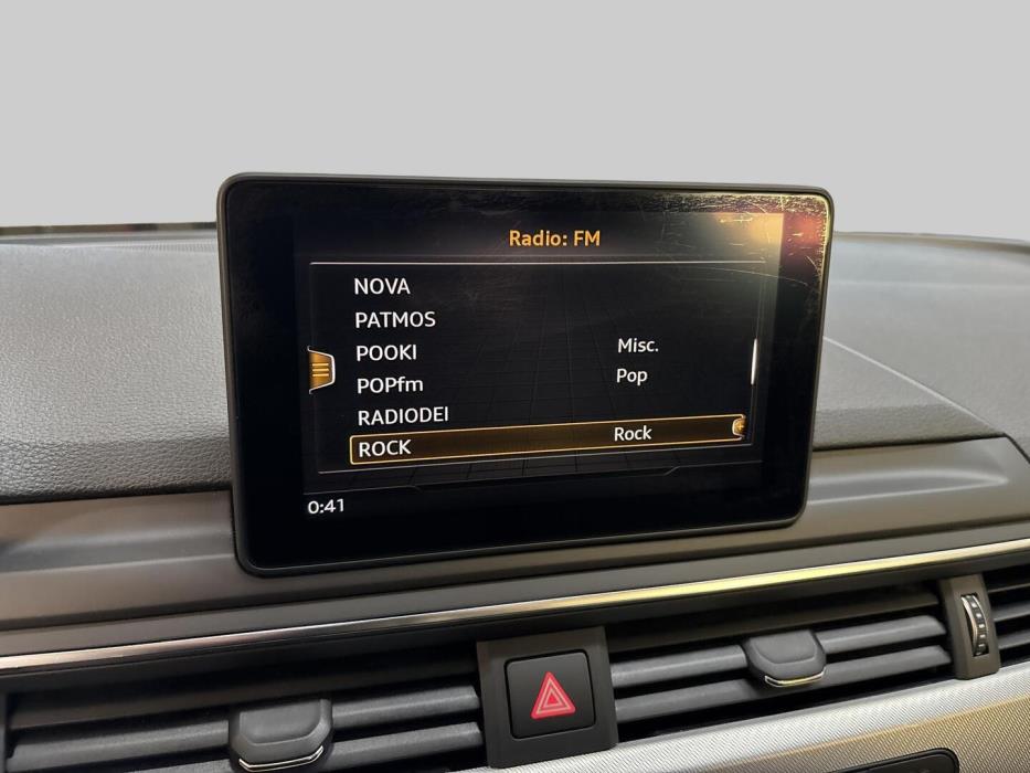 AUDI A4 2017