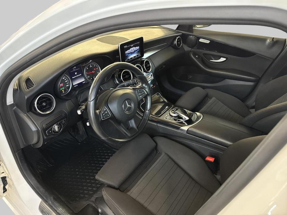 MERCEDES-BENZ C 2015
