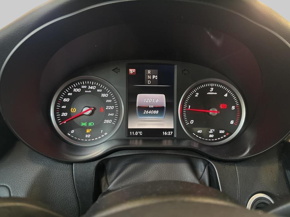 MERCEDES-BENZ C 2015