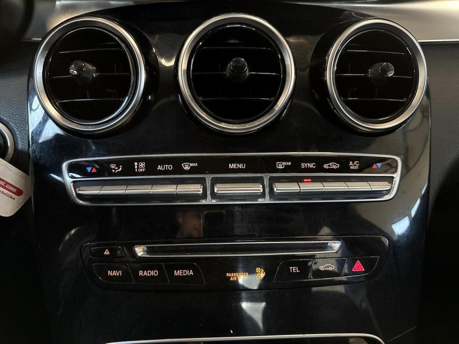 MERCEDES-BENZ C 2015