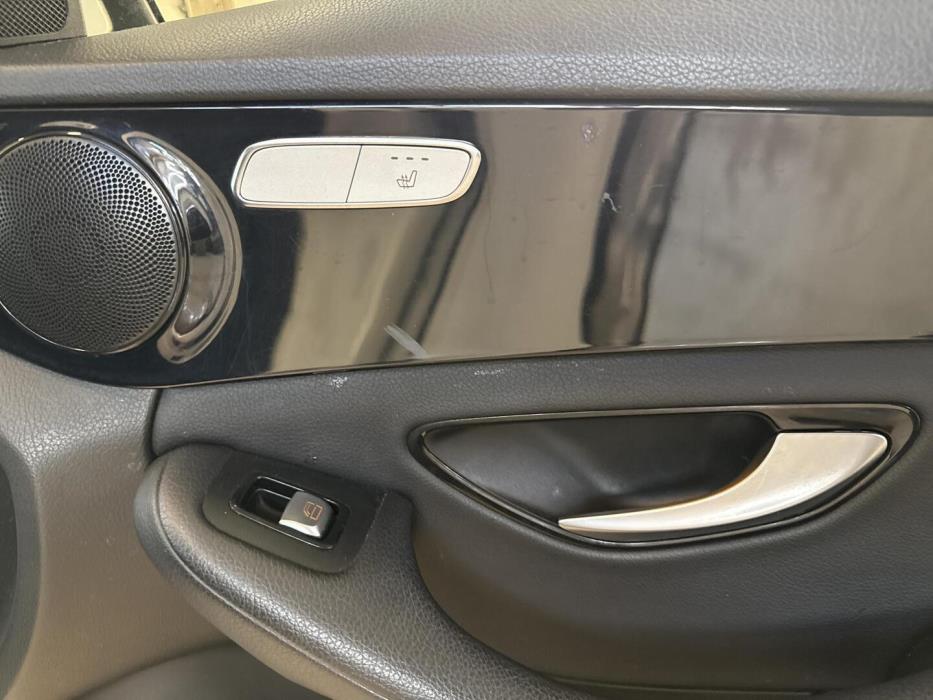 MERCEDES-BENZ C 2015