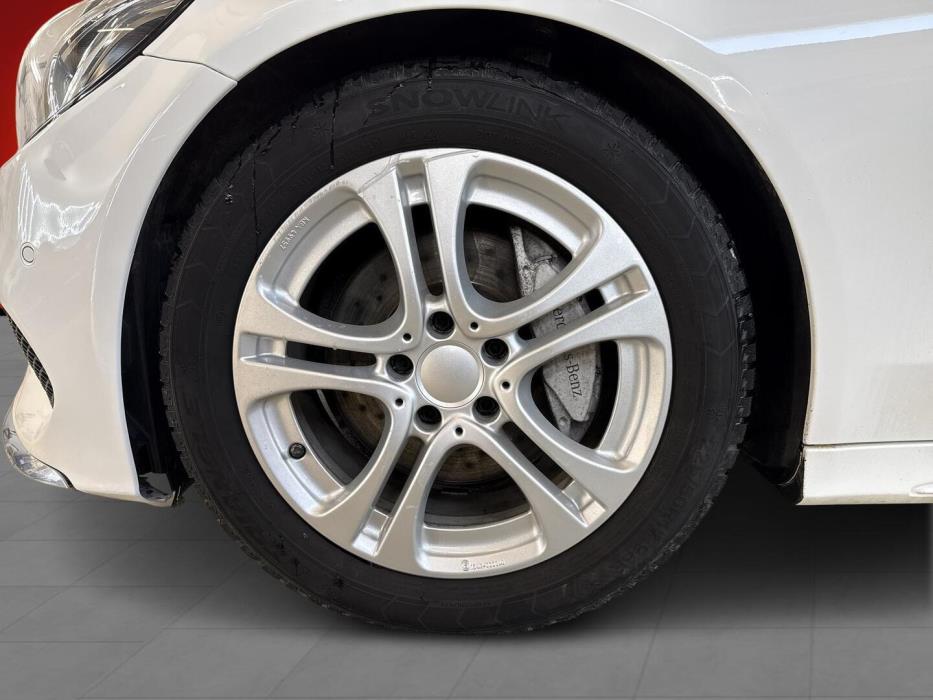 MERCEDES-BENZ C 2015