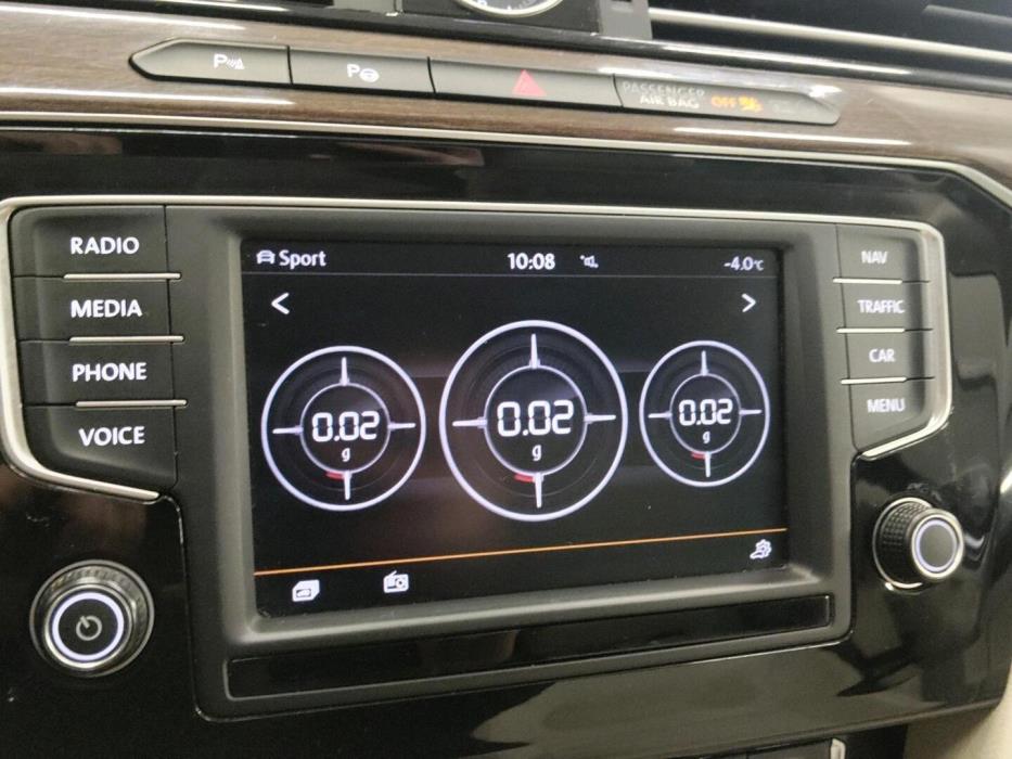 VOLKSWAGEN Passat 2016