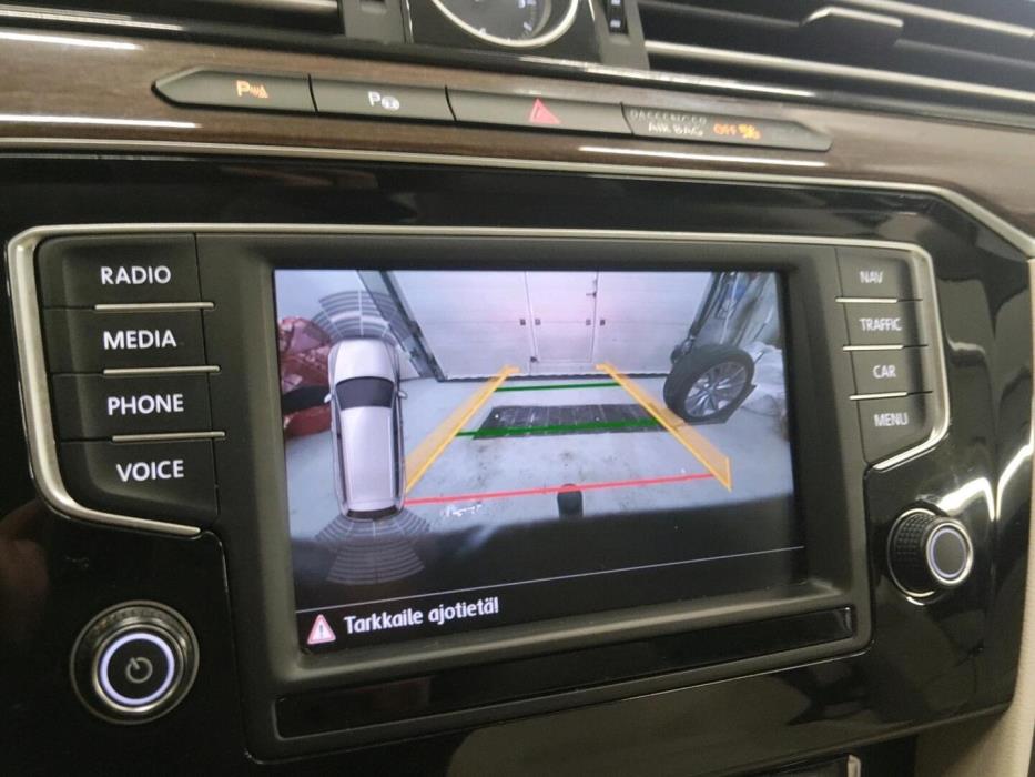 VOLKSWAGEN Passat 2016