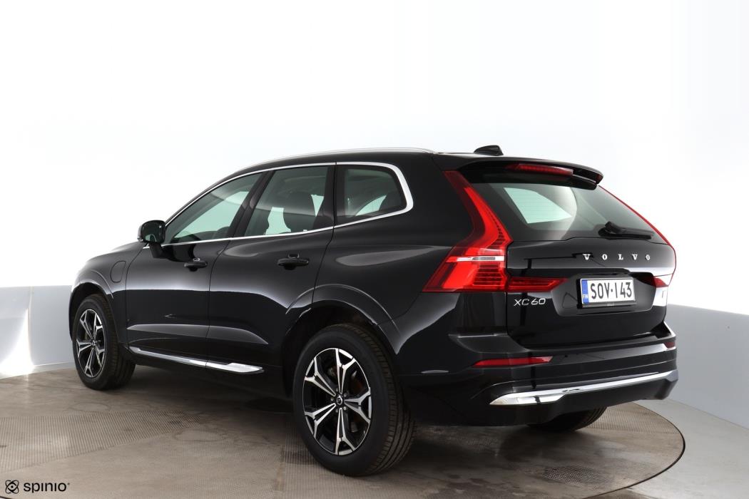 VOLVO XC60 2022