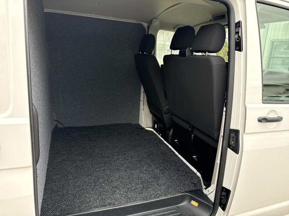 VOLKSWAGEN Transporter 2018