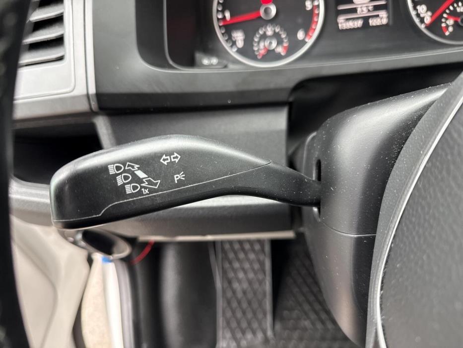 VOLKSWAGEN Transporter 2018