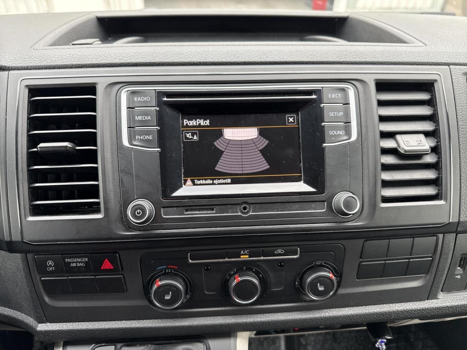 VOLKSWAGEN Transporter 2018