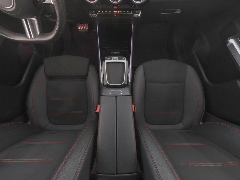 MERCEDES-BENZ EQB 2025