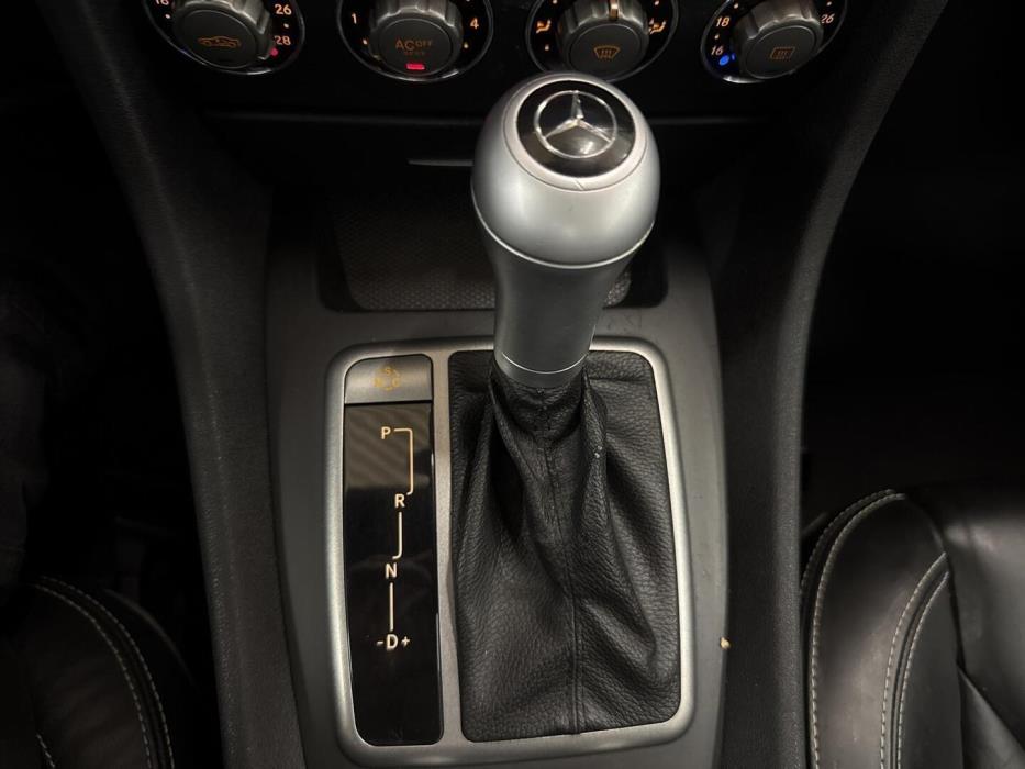 MERCEDES-BENZ SLK 2004