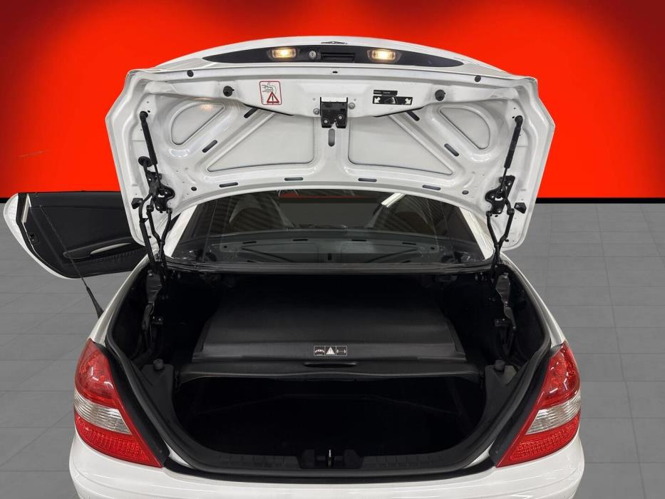 MERCEDES-BENZ SLK 2004