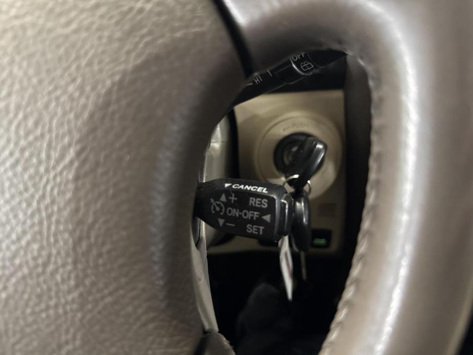 TOYOTA Land Cruiser 2004