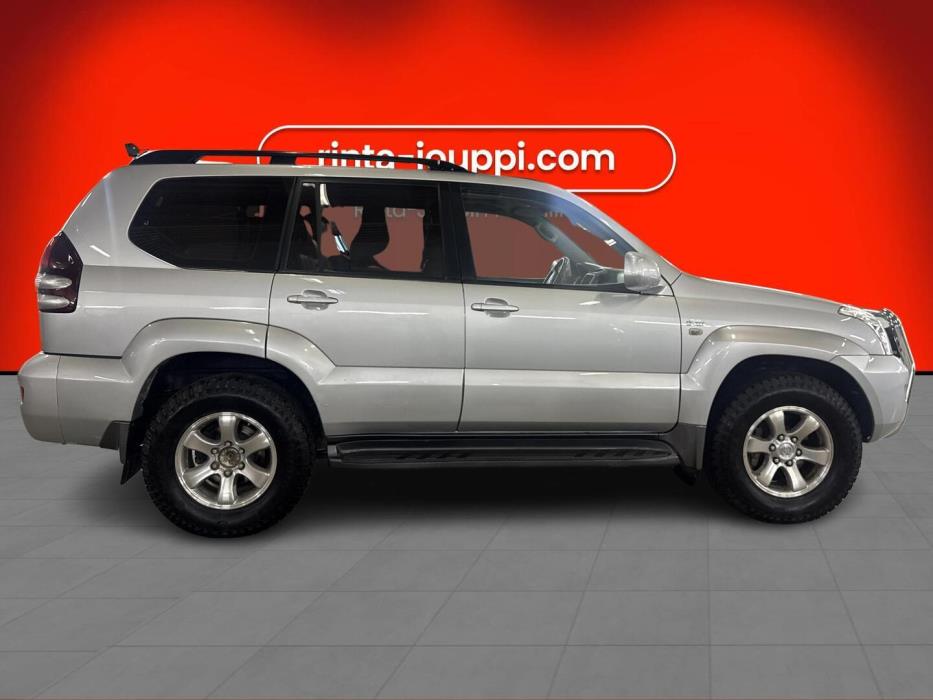 TOYOTA Land Cruiser 2004