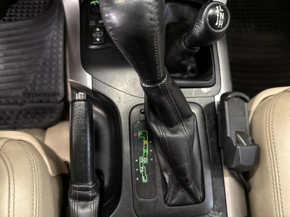 TOYOTA Land Cruiser 2004