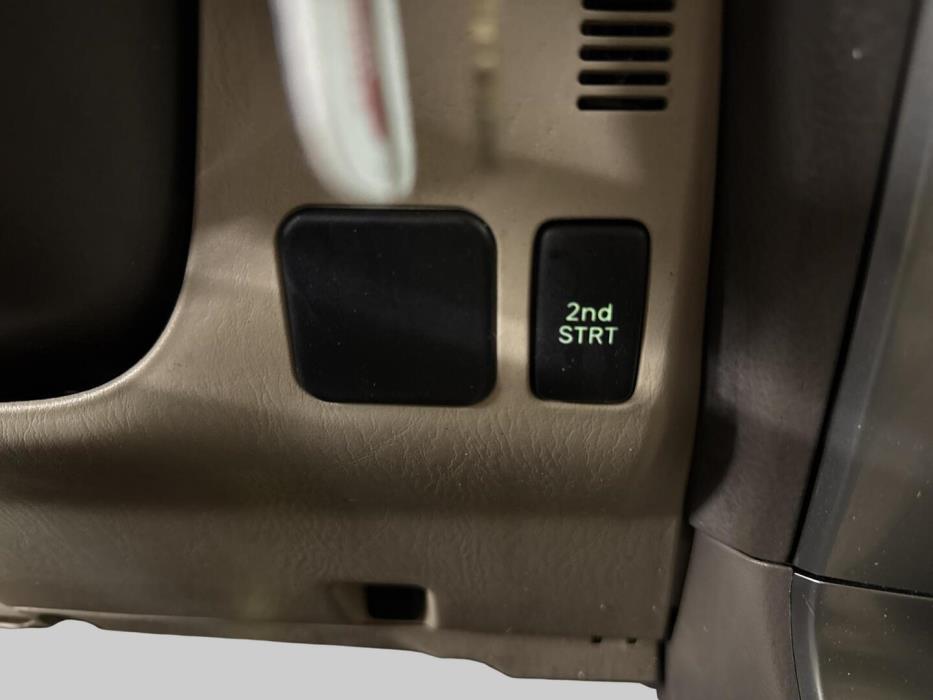TOYOTA Land Cruiser 2004