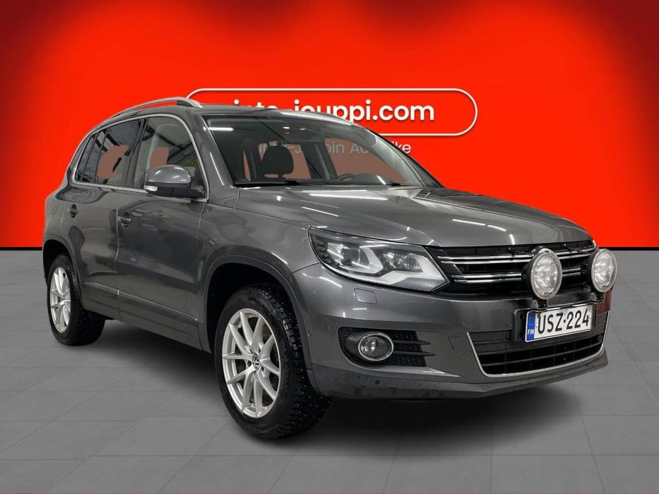 VOLKSWAGEN Tiguan 2012