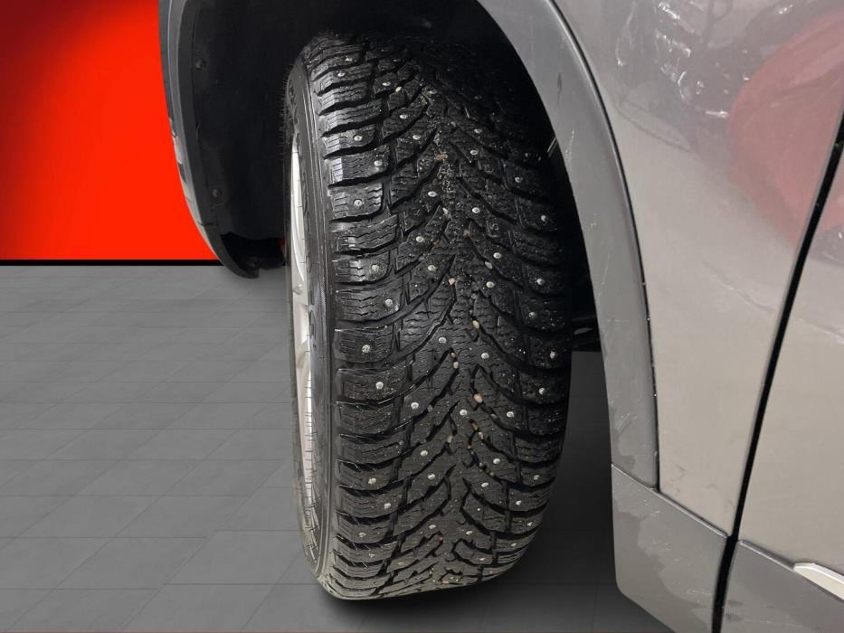 VOLKSWAGEN Tiguan 2012