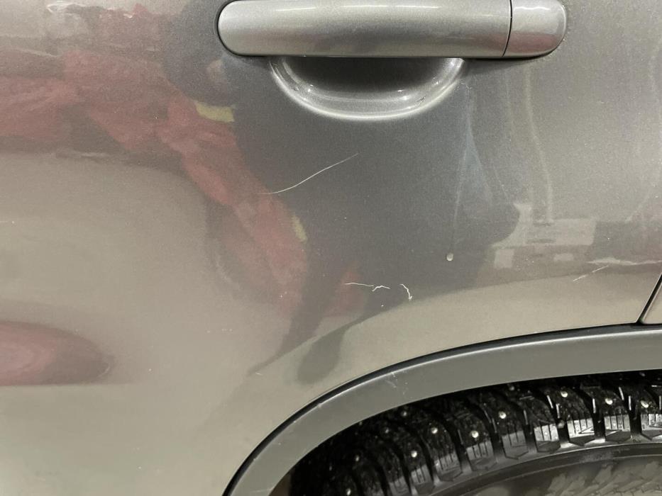 VOLKSWAGEN Tiguan 2012